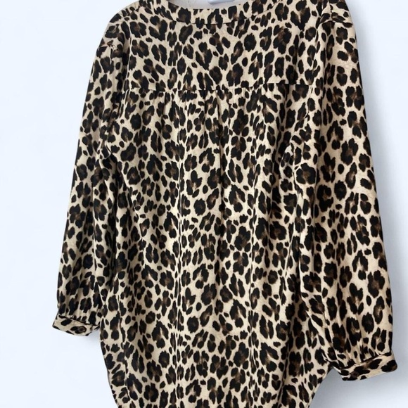 Vince Camuto leopard print blouse #leopardprintn XS - Picture 2 of 4